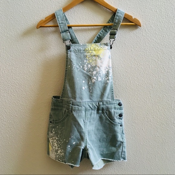 Cat & Jack Other - CAT & Jack girls overalls shortalls denim L splat Cat & Jack Other - CAT & Jack girls overalls shortalls denim L splat